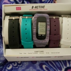 B ACTIVE FITNESS TRACKER